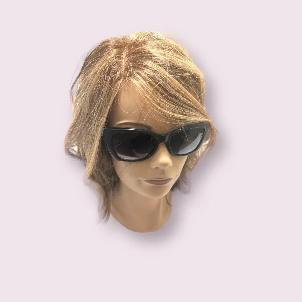 Guess‎ Cat Eye Smoke/Black Sunglasses